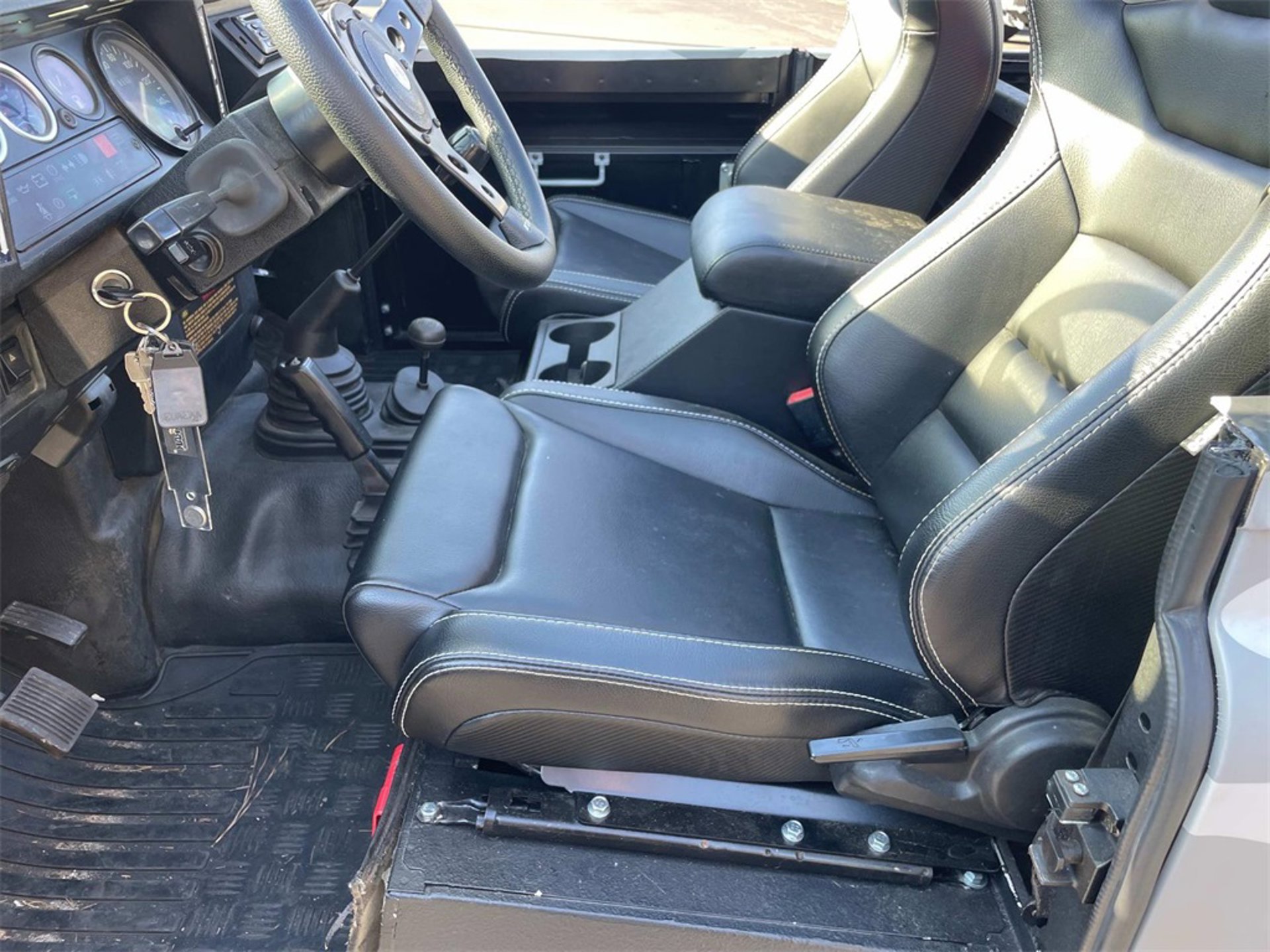 1999-land-rover-defender-110-4wd-for-sale-15