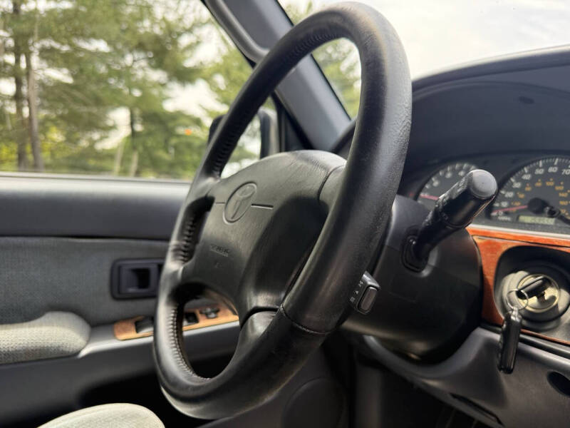 1999-toyota-4runner-sr5-4dr-4wd-suv (36)