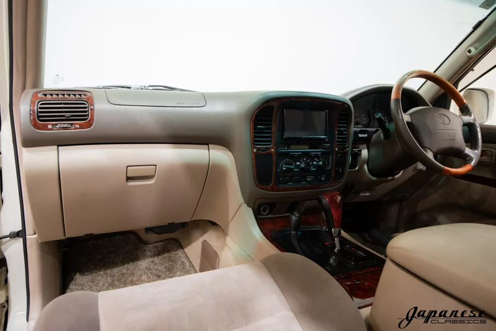 1999-toyota-land-cruiser-turbodiesel-for-sale-07