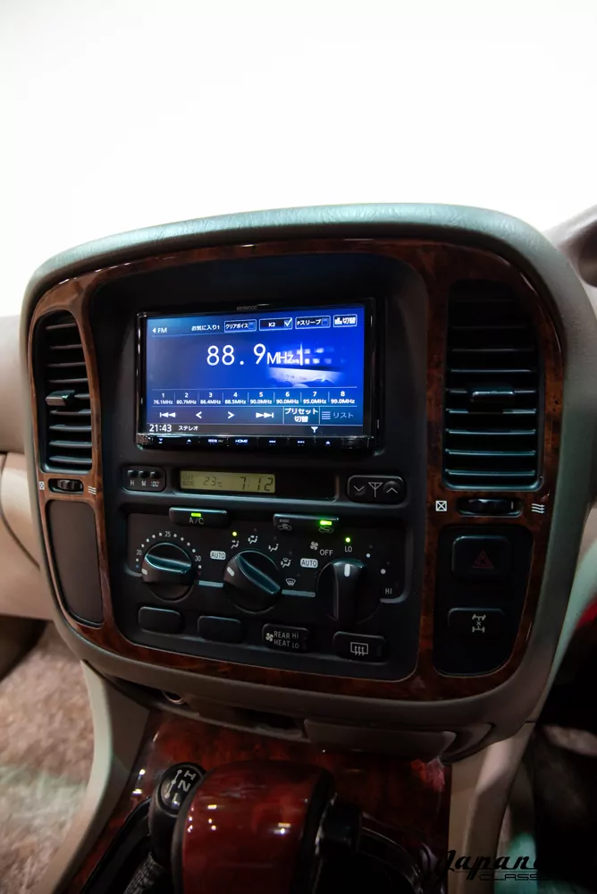 1999-toyota-land-cruiser-turbodiesel-for-sale-09