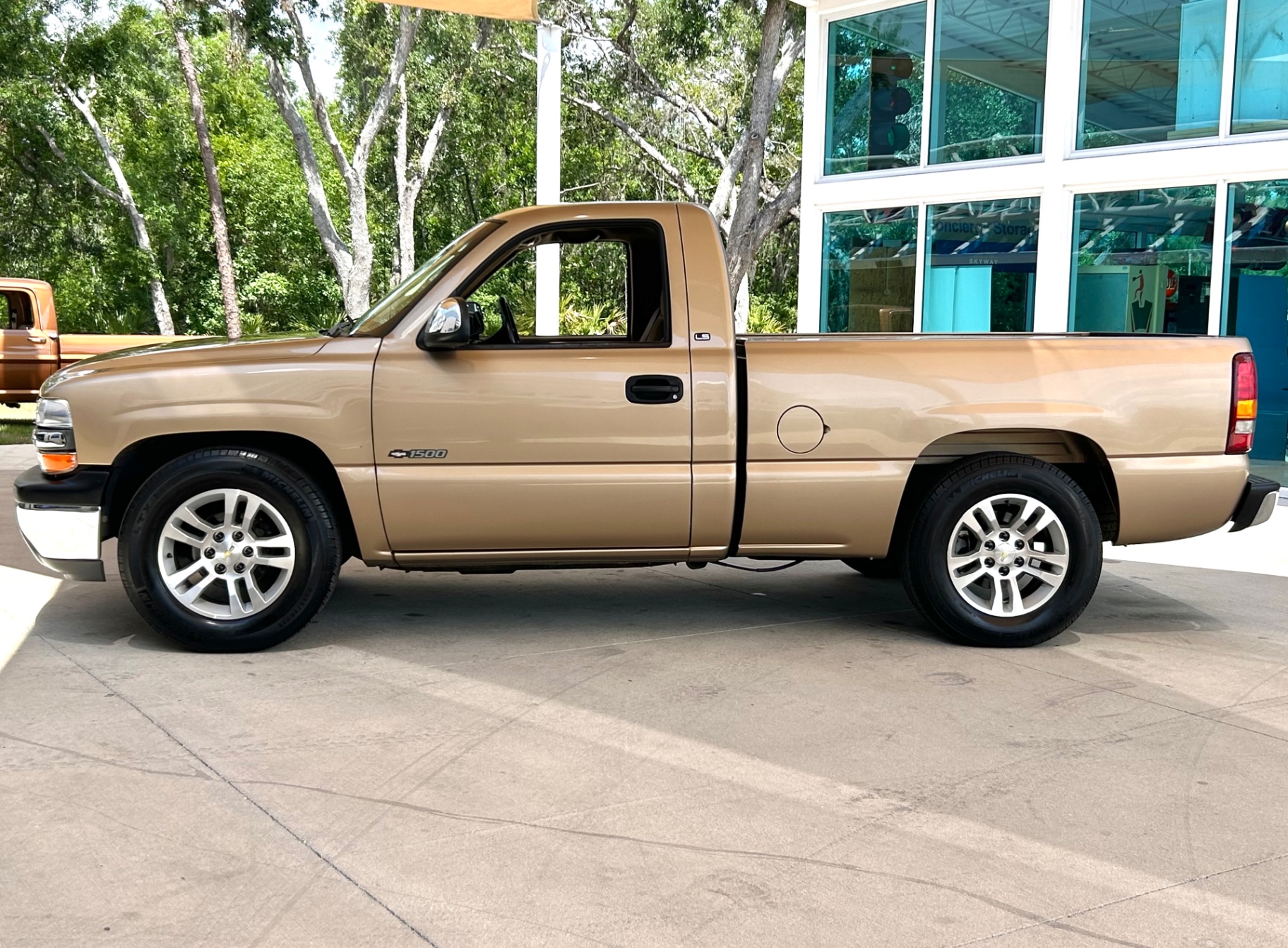 2000-chevy-silverado-1500-ls-for-sale-6
