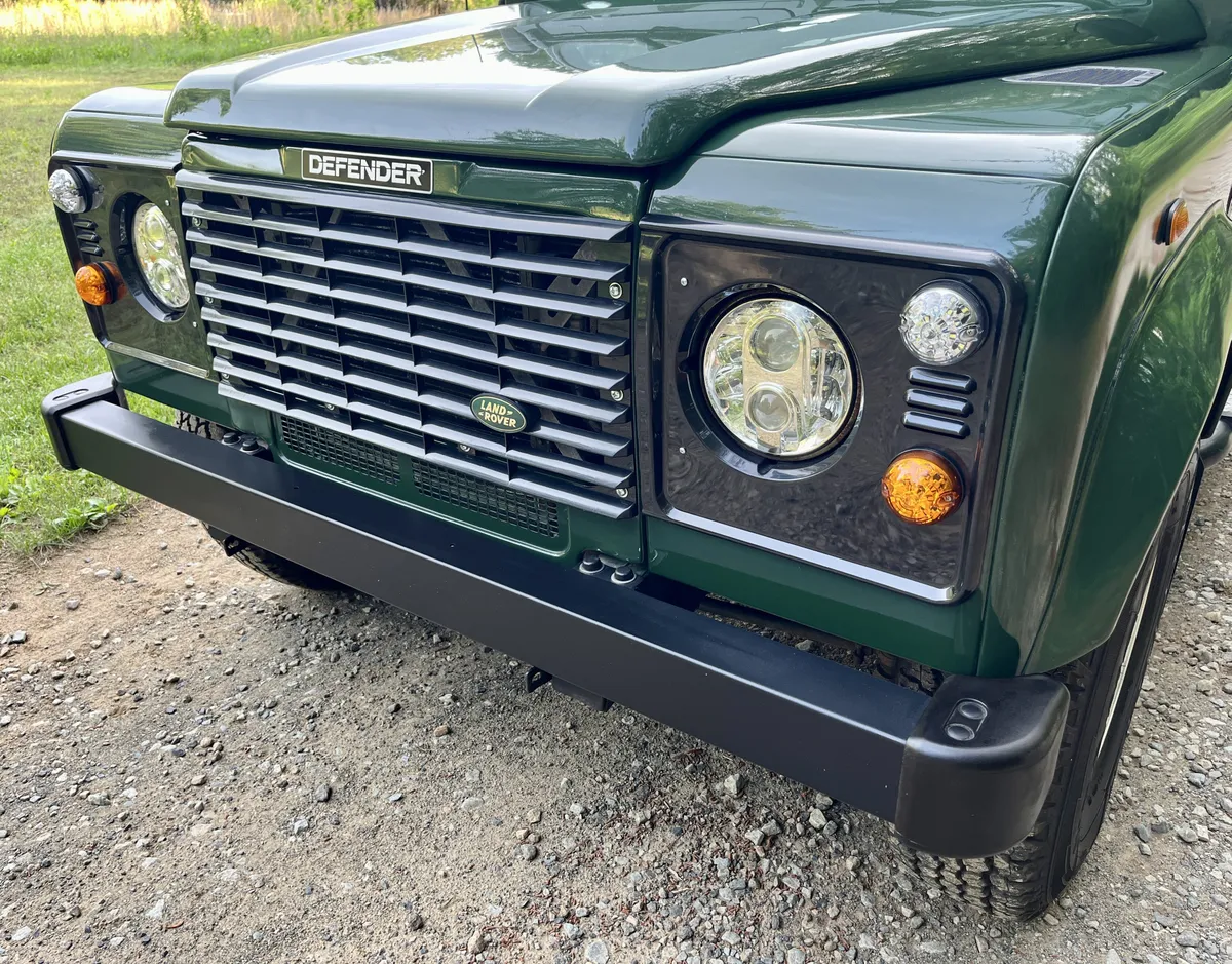 2000-land-rover-defender-110-for-sale-05