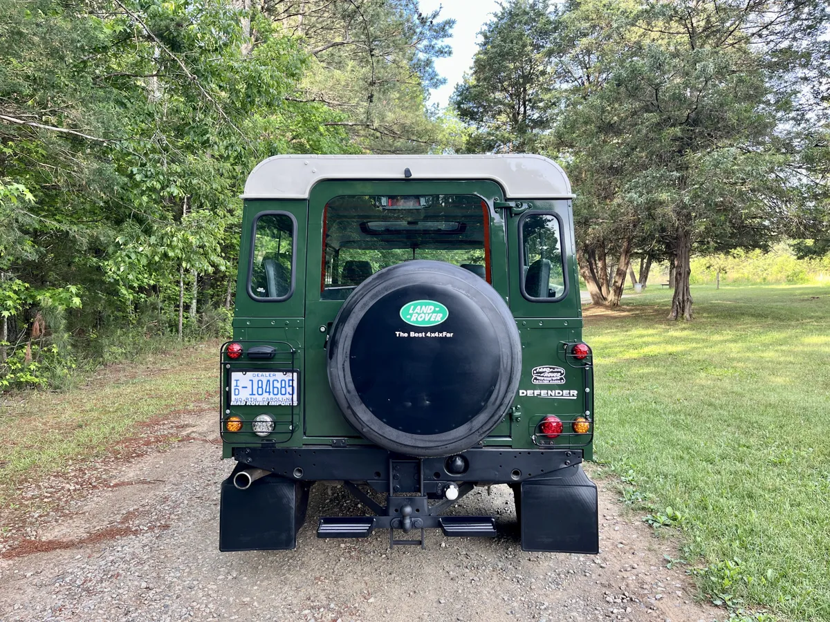 2000-land-rover-defender-110-for-sale-11