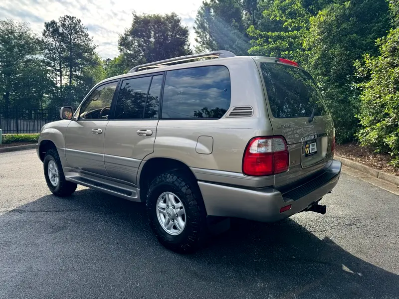 2000-lexus-lx-470-base-for-sale-06