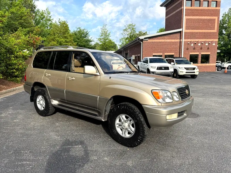 2000-lexus-lx-470-base-for-sale-11