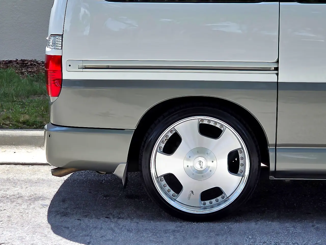 2000-toyota-granvia-for-sale-08