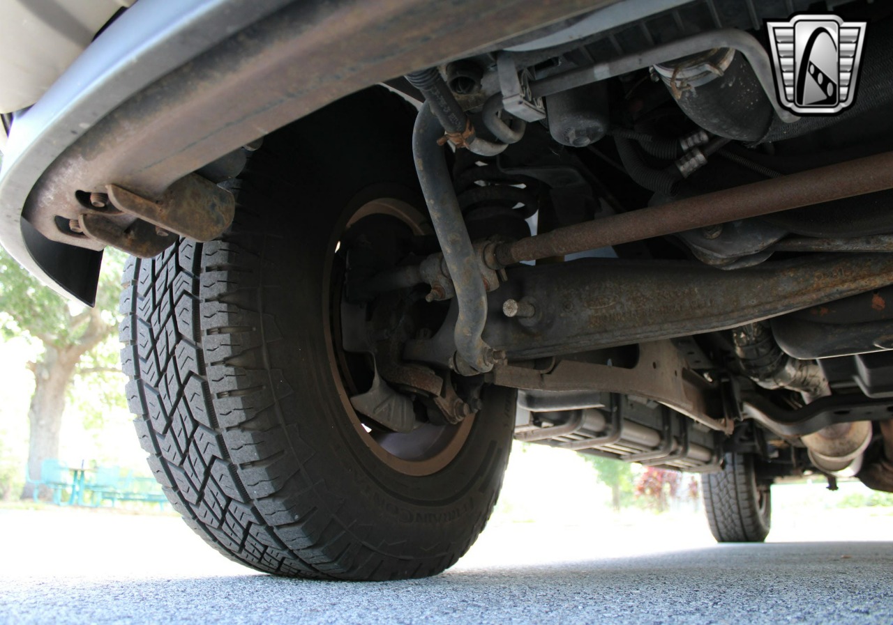 2003-ford-excursion-for-sale-23