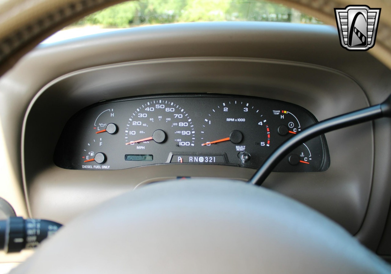 2003-ford-excursion-for-sale-30