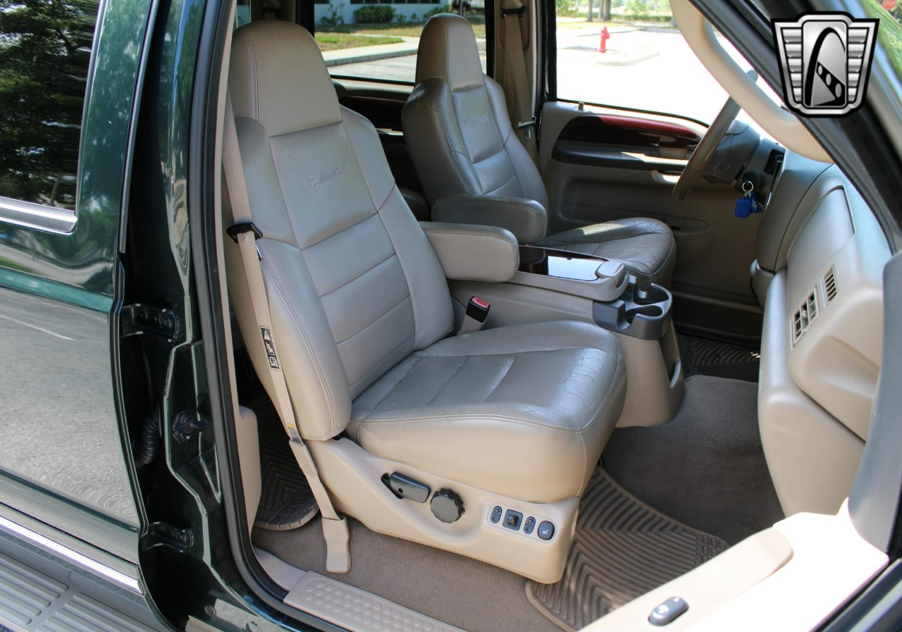 2003-ford-excursion-for-sale-39