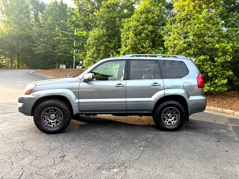 2003-lexus-gx-470-for-sale-03