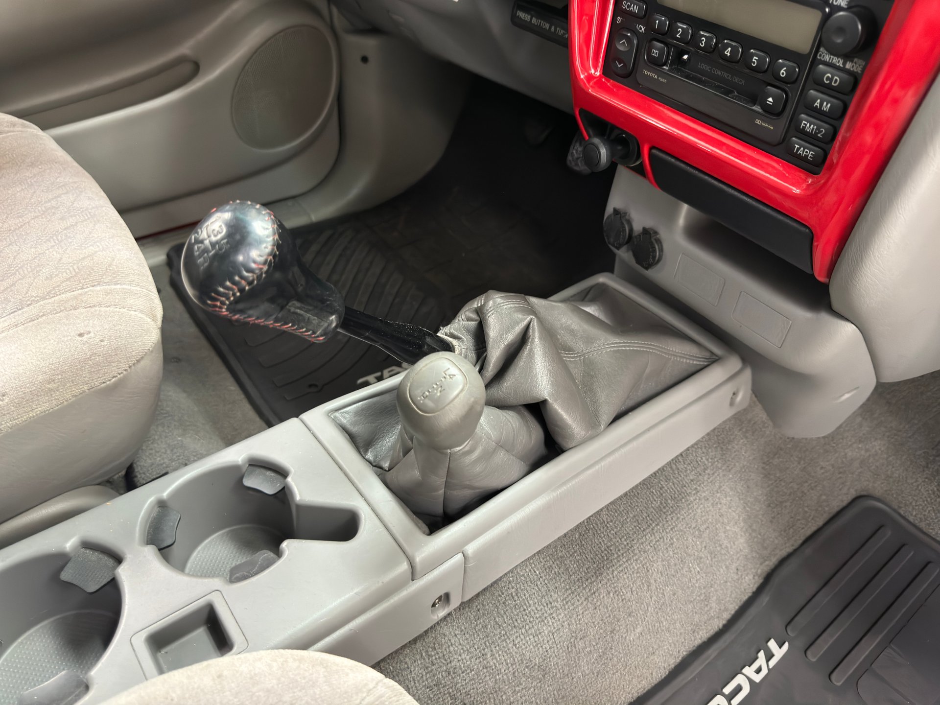 2003-toyota-tacoma-trd-4x4-xtracab (22)