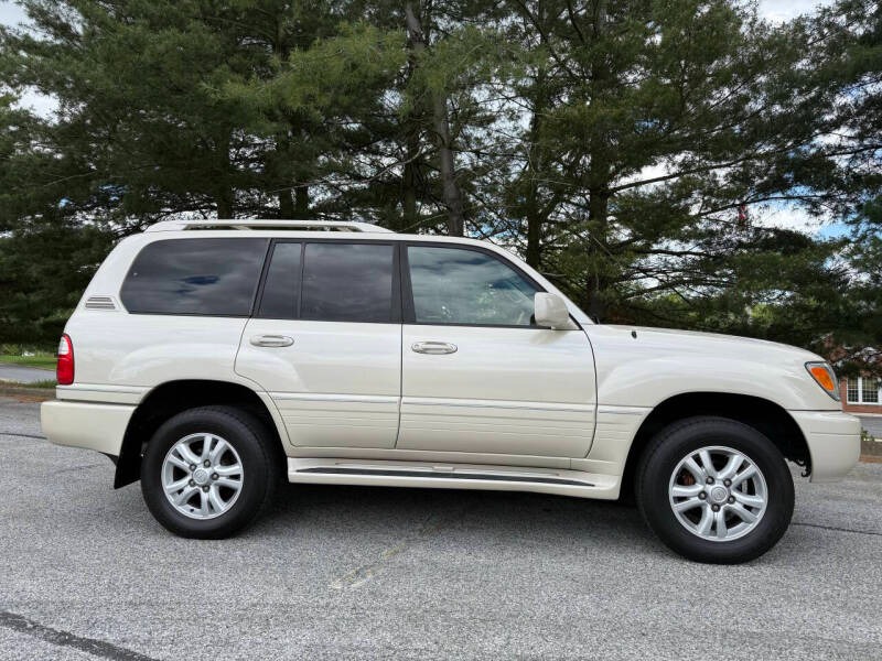 2005-lexus-lx-470-base-4wd-4dr-suv (1)