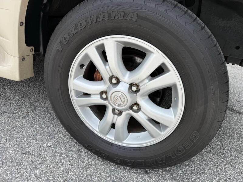 2005-lexus-lx-470-base-4wd-4dr-suv (23)
