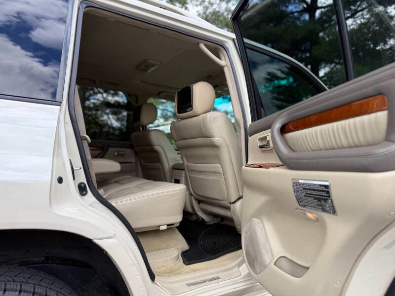 2005-lexus-lx-470-base-4wd-4dr-suv (26)