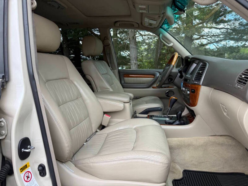2005-lexus-lx-470-base-4wd-4dr-suv (29)