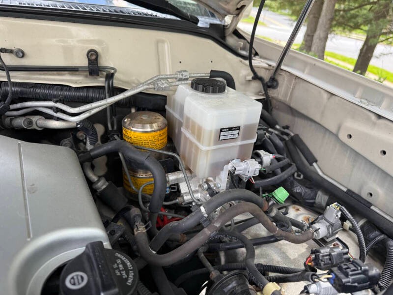 2005-lexus-lx-470-base-4wd-4dr-suv (41)