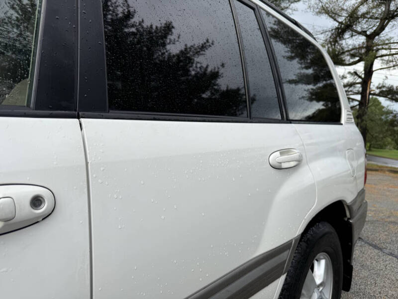 2005-toyota-land-cruiser-base-awd-4dr-suv (11)