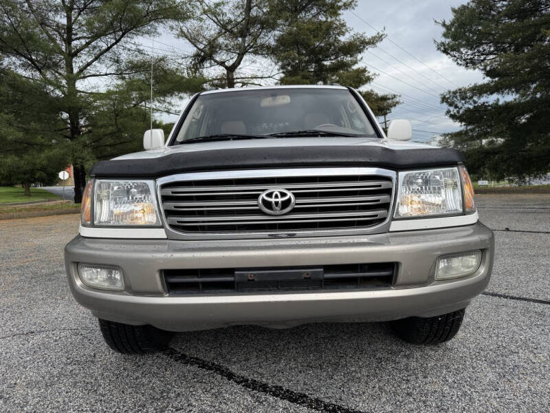 2005-toyota-land-cruiser-base-awd-4dr-suv (2)