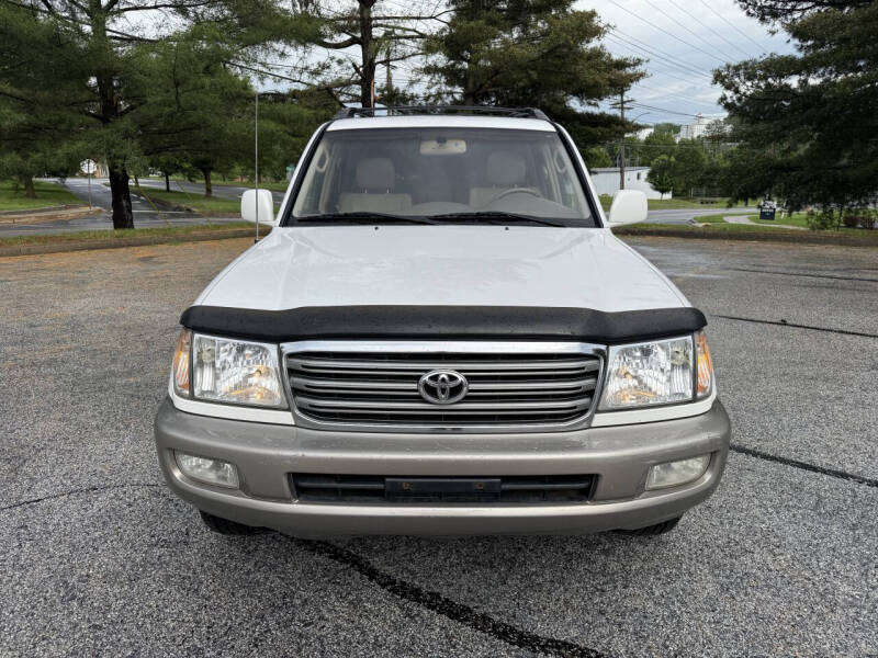 2005-toyota-land-cruiser-base-awd-4dr-suv (3)
