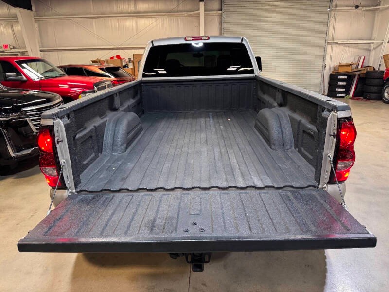 2007-chevrolet-silverado-3500-classic-lt3-4dr-crew-cab-4wd-lb-drw (12)