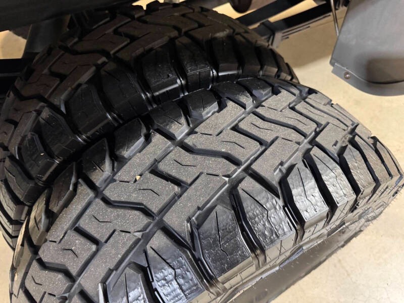 2007-chevrolet-silverado-3500-classic-lt3-4dr-crew-cab-4wd-lb-drw (24)