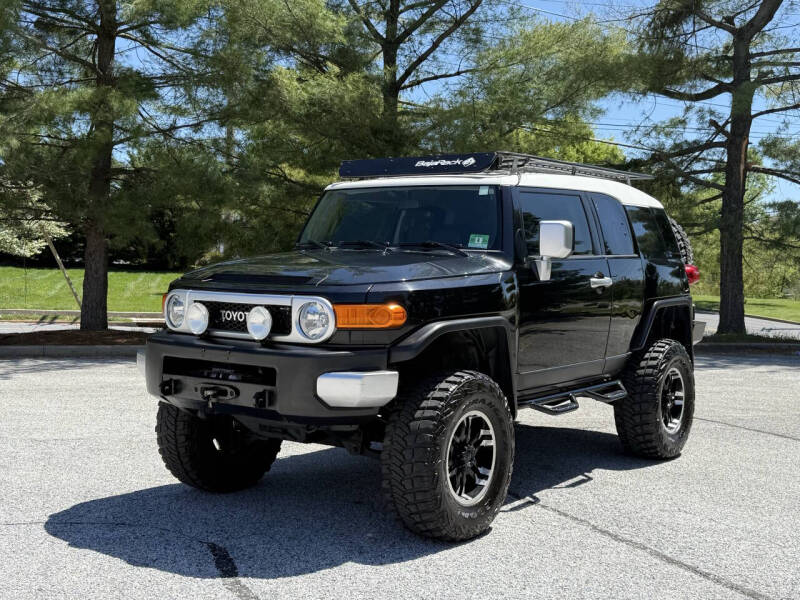 2007-toyota-fj-cruiser-base-4dr-suv-4wd-4l-v6-6m- (2)