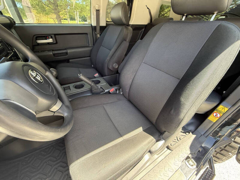 2007-toyota-fj-cruiser-base-4dr-suv-4wd-4l-v6-6m- (45)