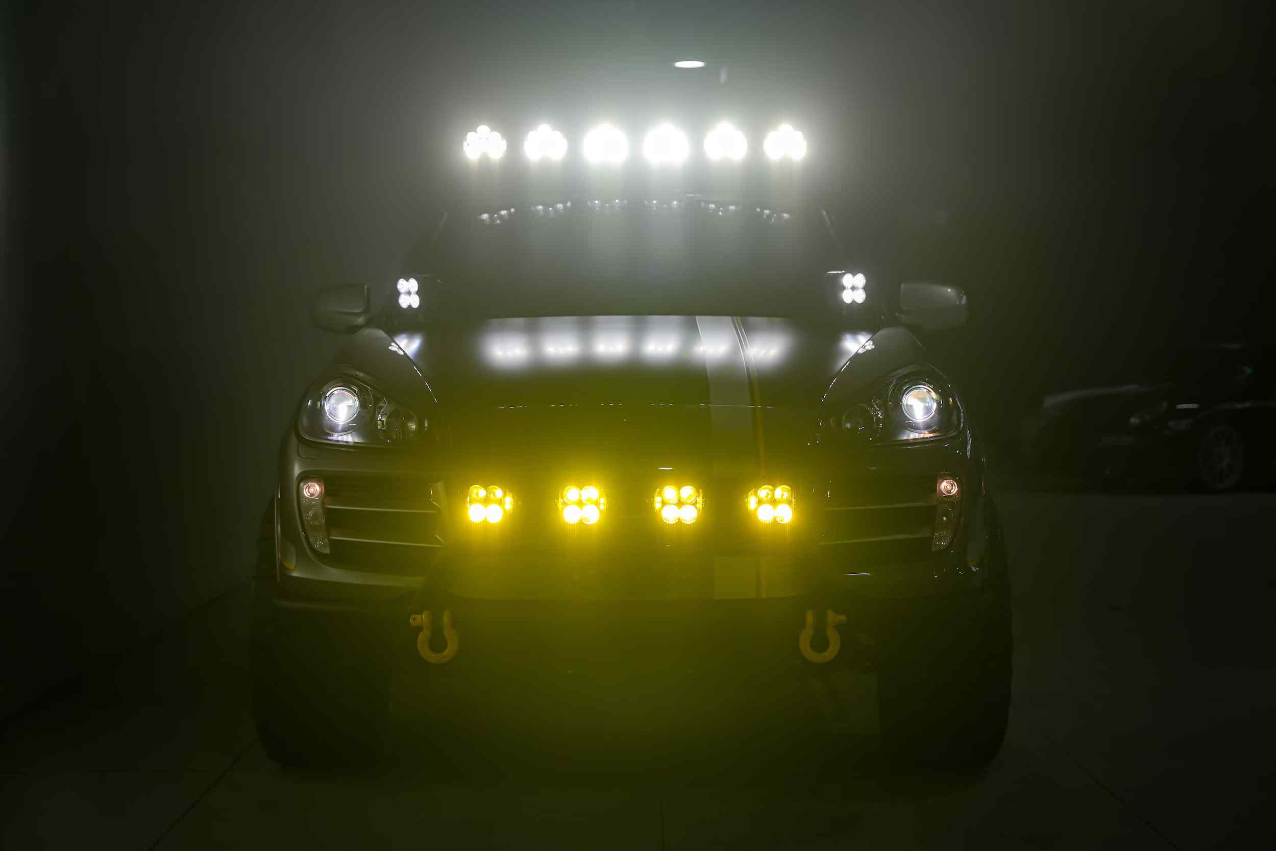 2010-porsche-cayenne-transsyberia-for-sale-07