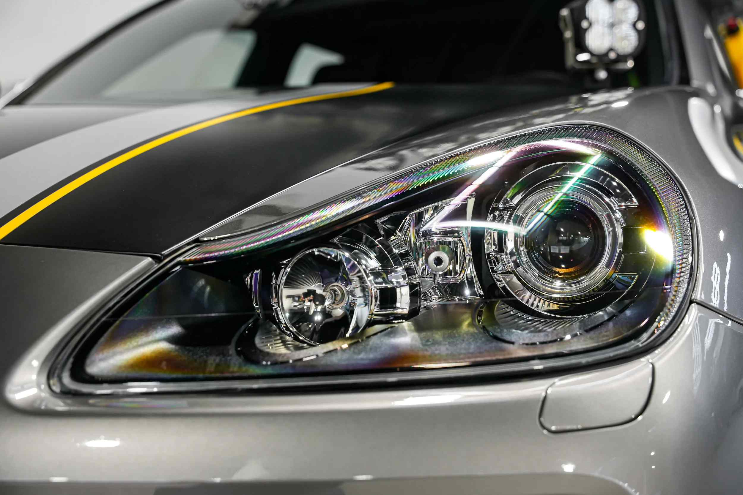 2010-porsche-cayenne-transsyberia-for-sale-37