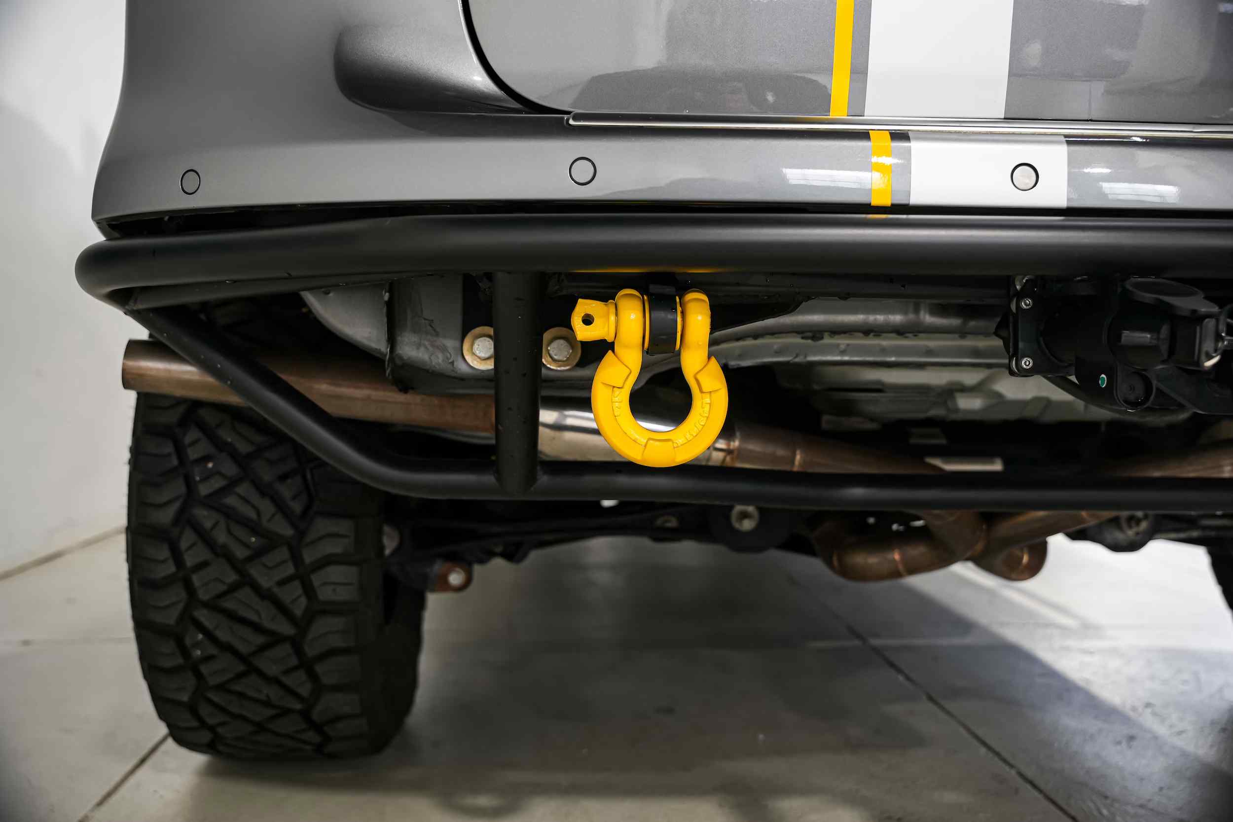 2010-porsche-cayenne-transsyberia-for-sale-53