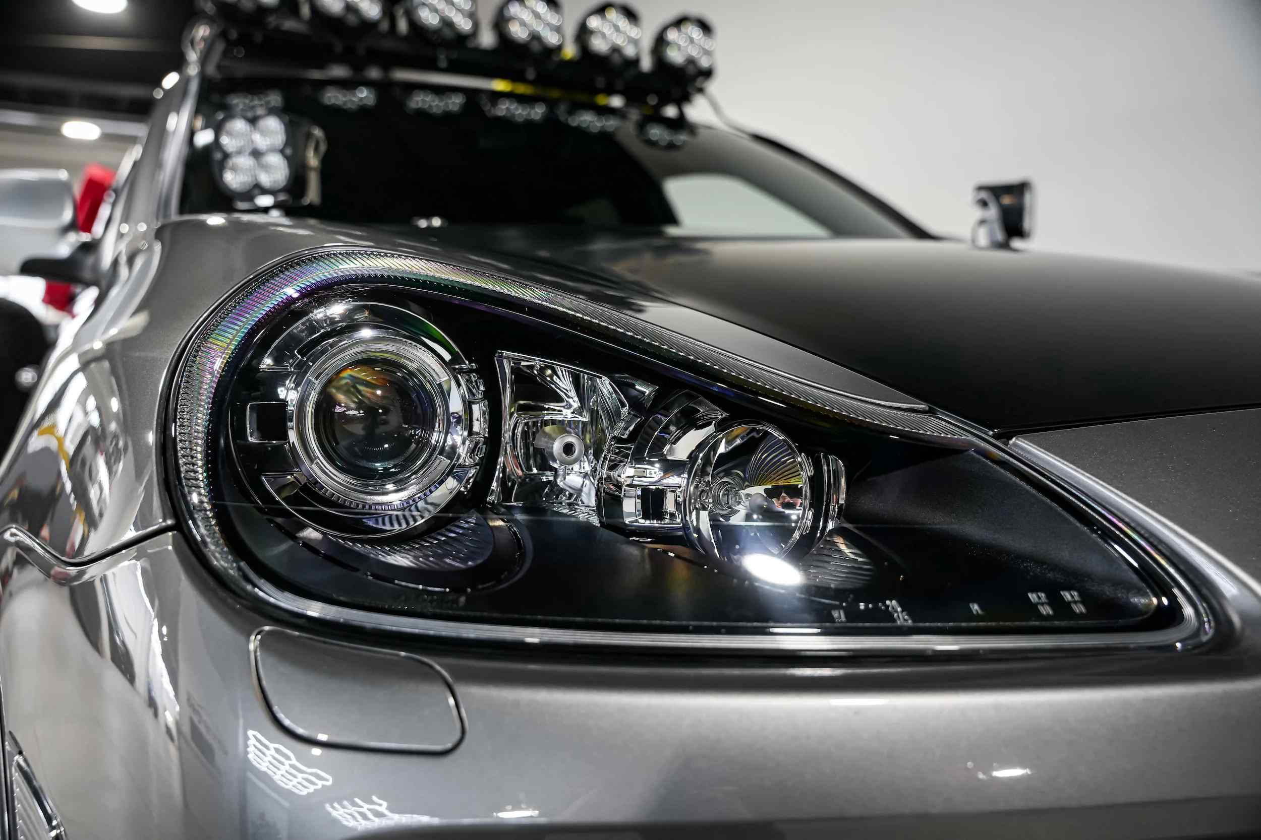 2010-porsche-cayenne-transsyberia-for-sale-63