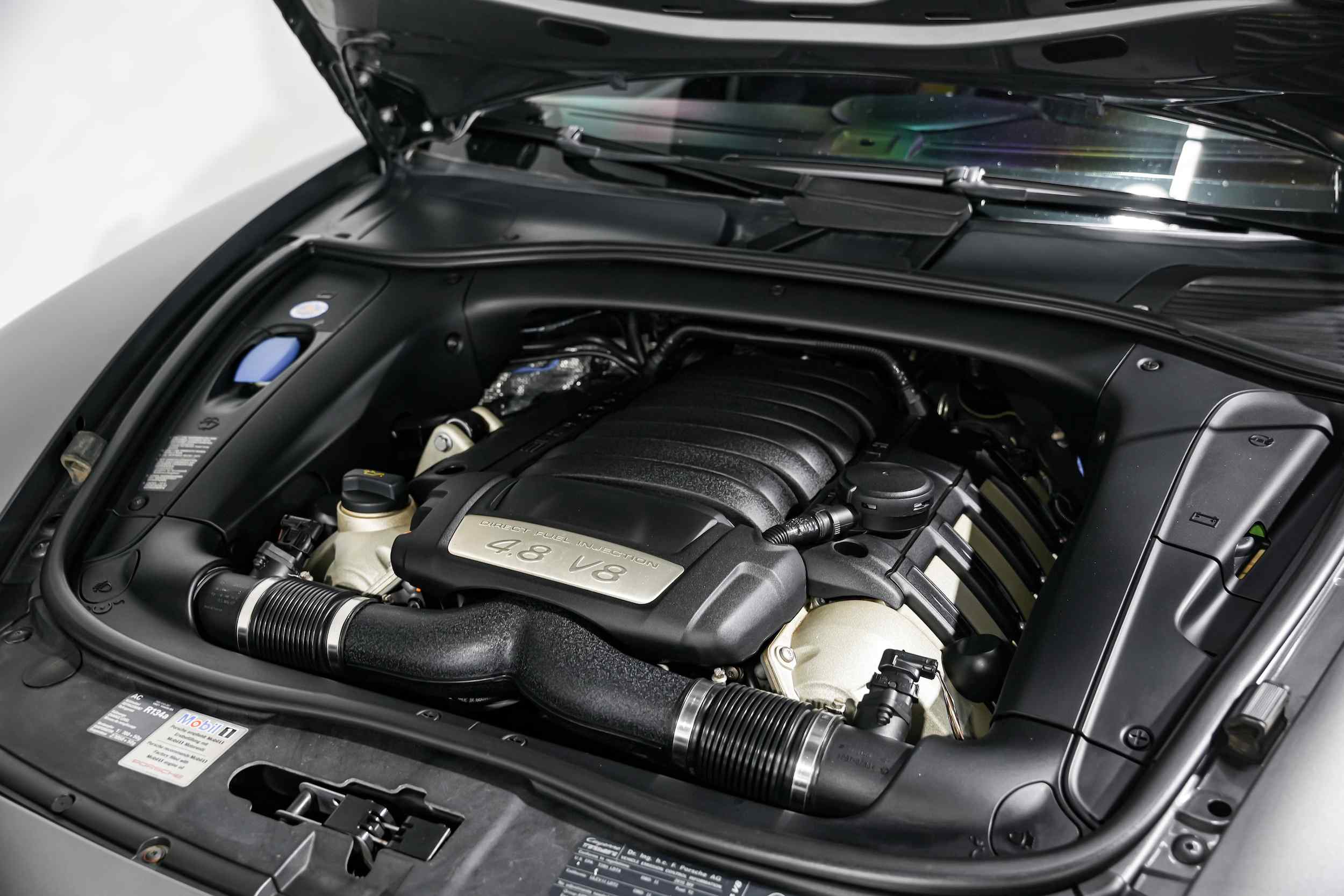 2010-porsche-cayenne-transsyberia-for-sale-66