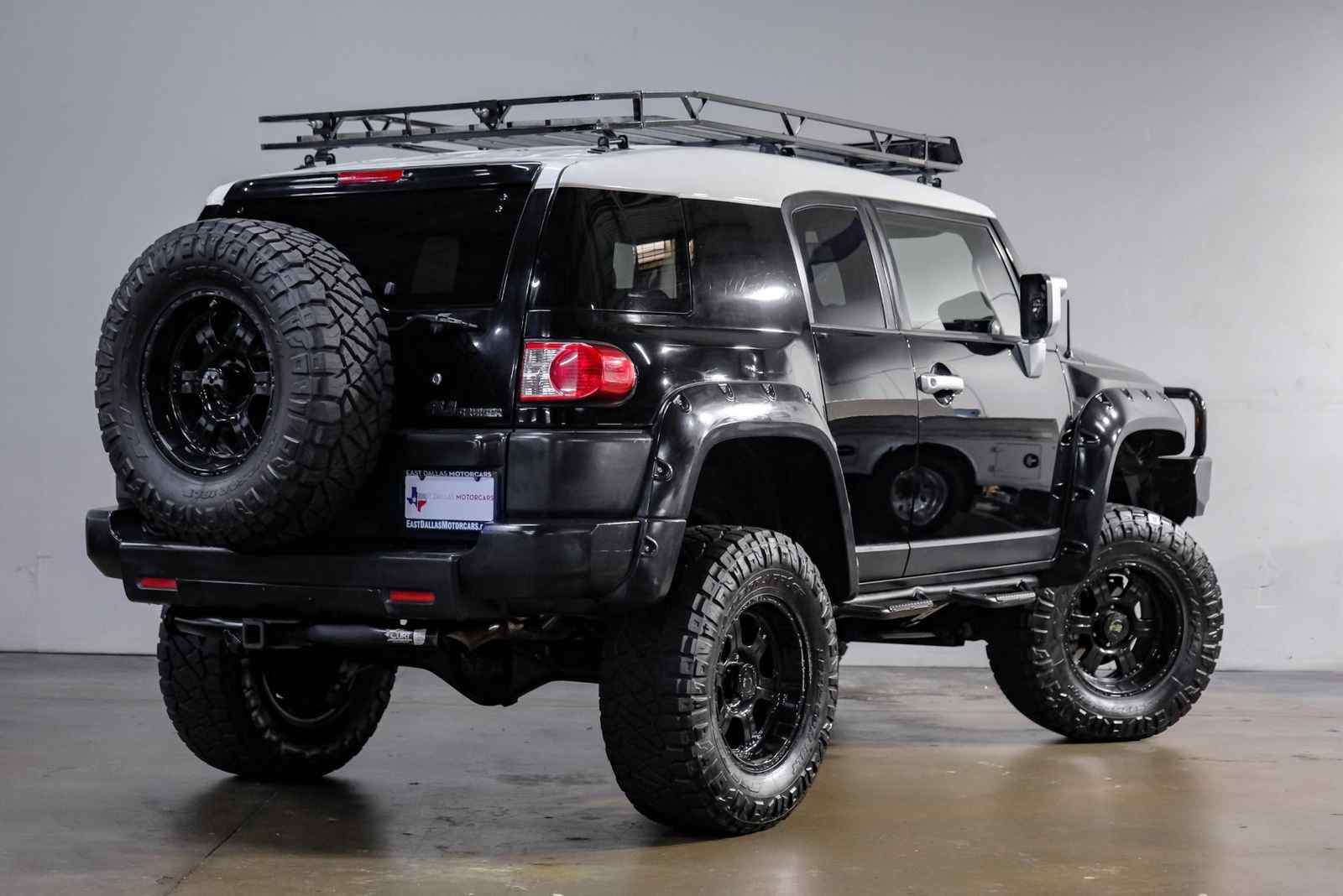2010-toyota-fj-cruiser-for-sale-dallas-tx-03