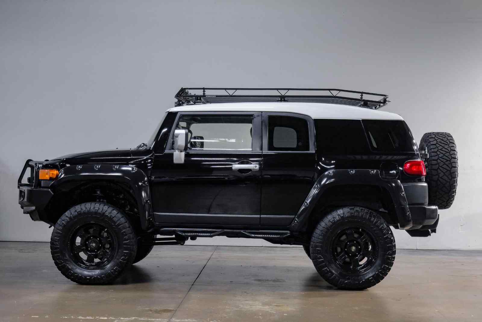 2010-toyota-fj-cruiser-for-sale-dallas-tx-07