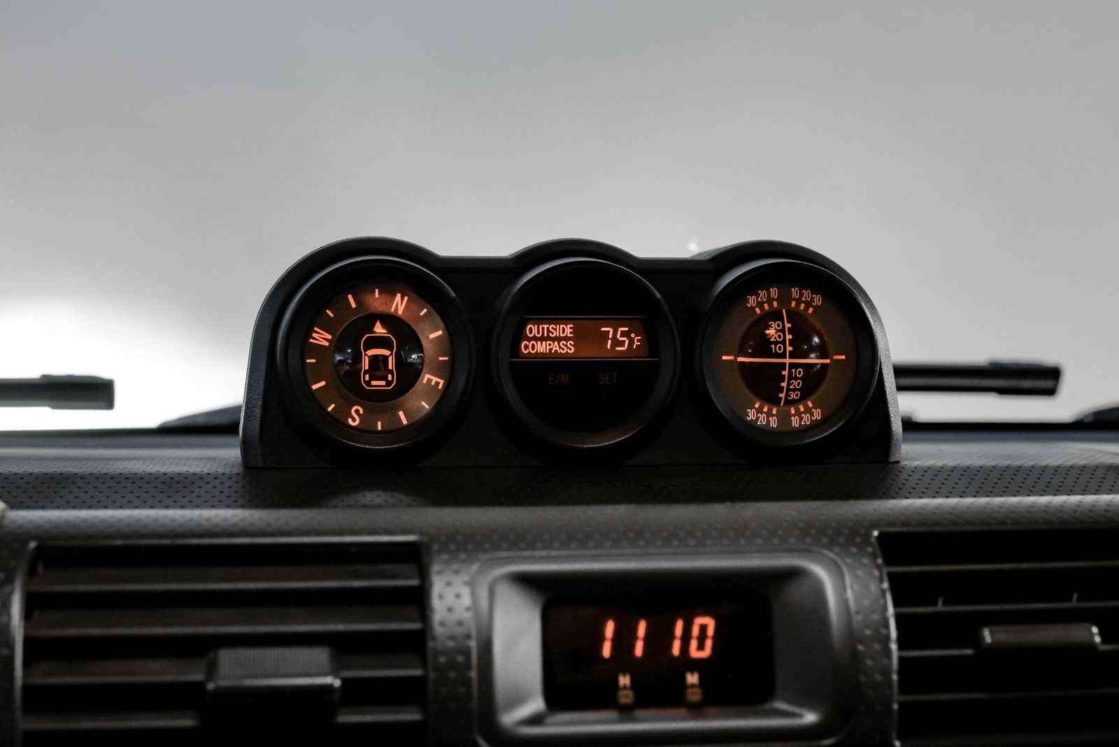 2010-toyota-fj-cruiser-for-sale-dallas-tx-16