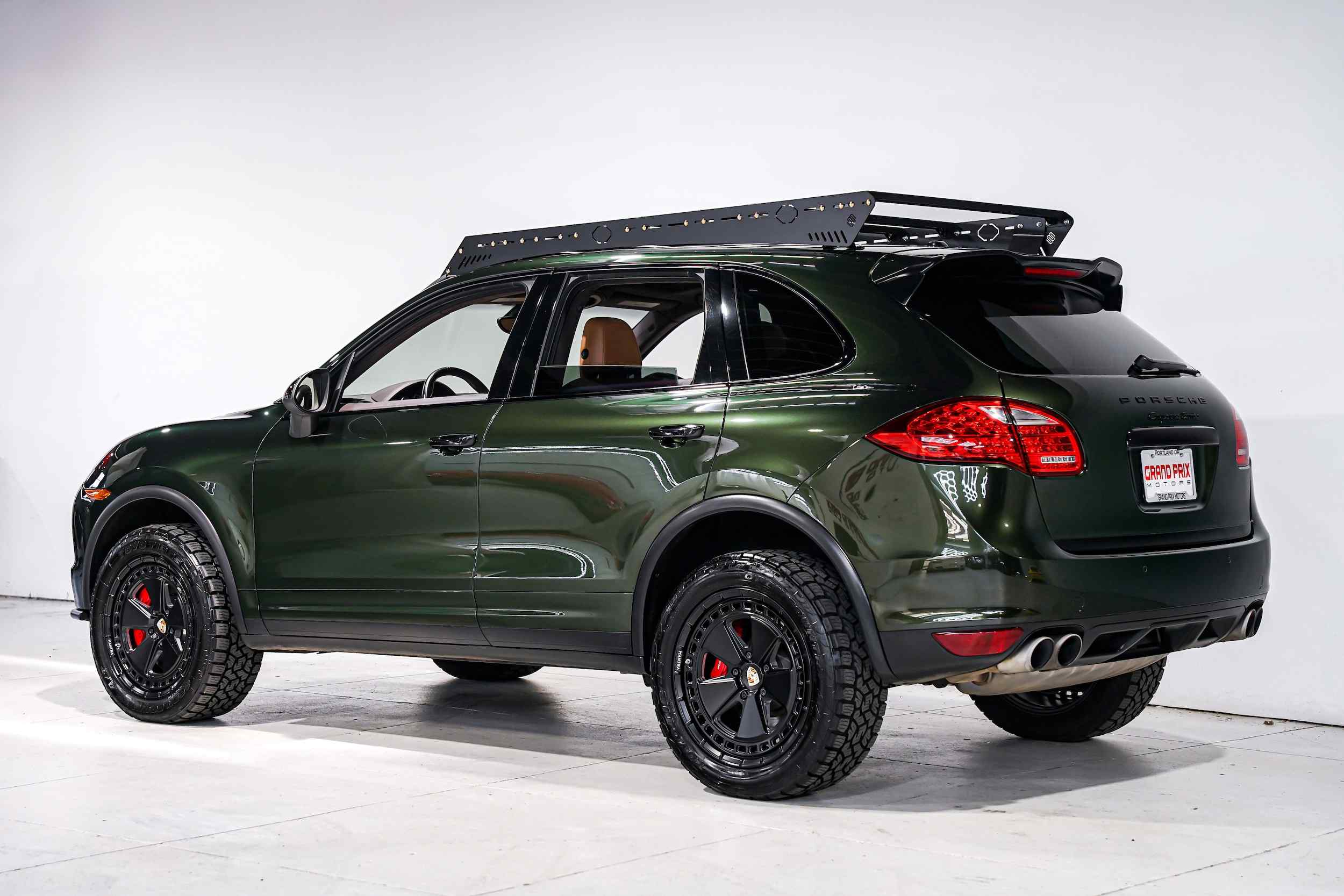 2012-porsche-cayenne-turbo-for-sale-07