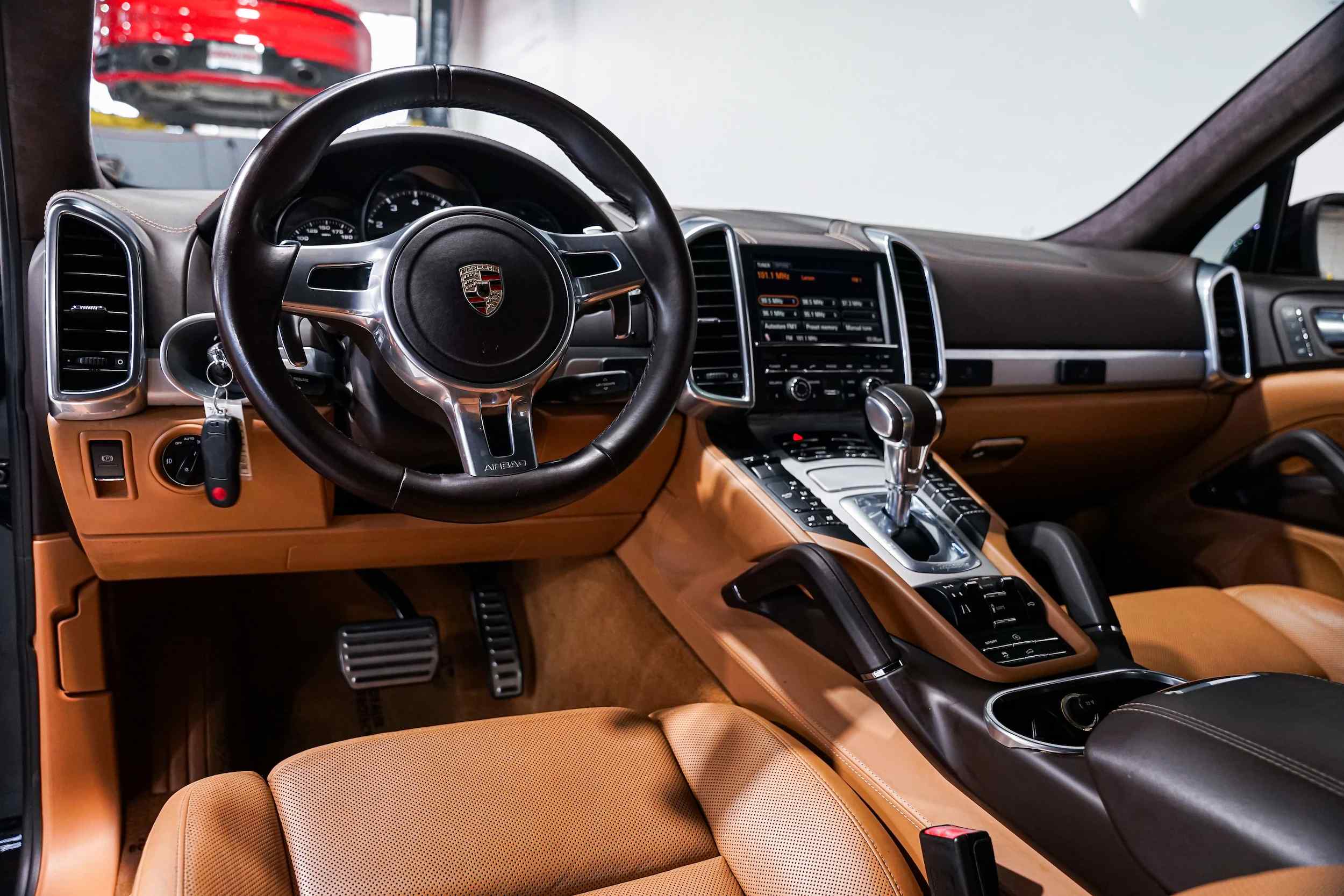 2012-porsche-cayenne-turbo-for-sale-08