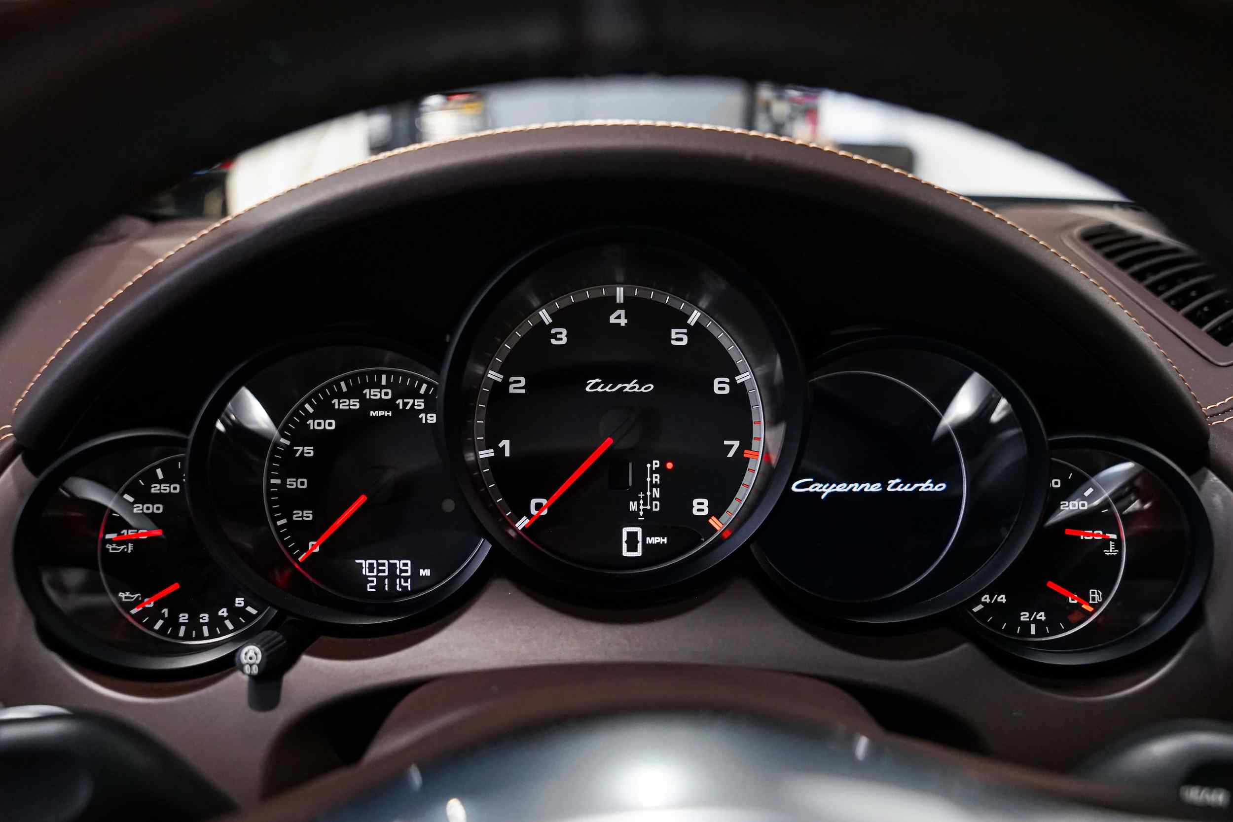 2012-porsche-cayenne-turbo-for-sale-11