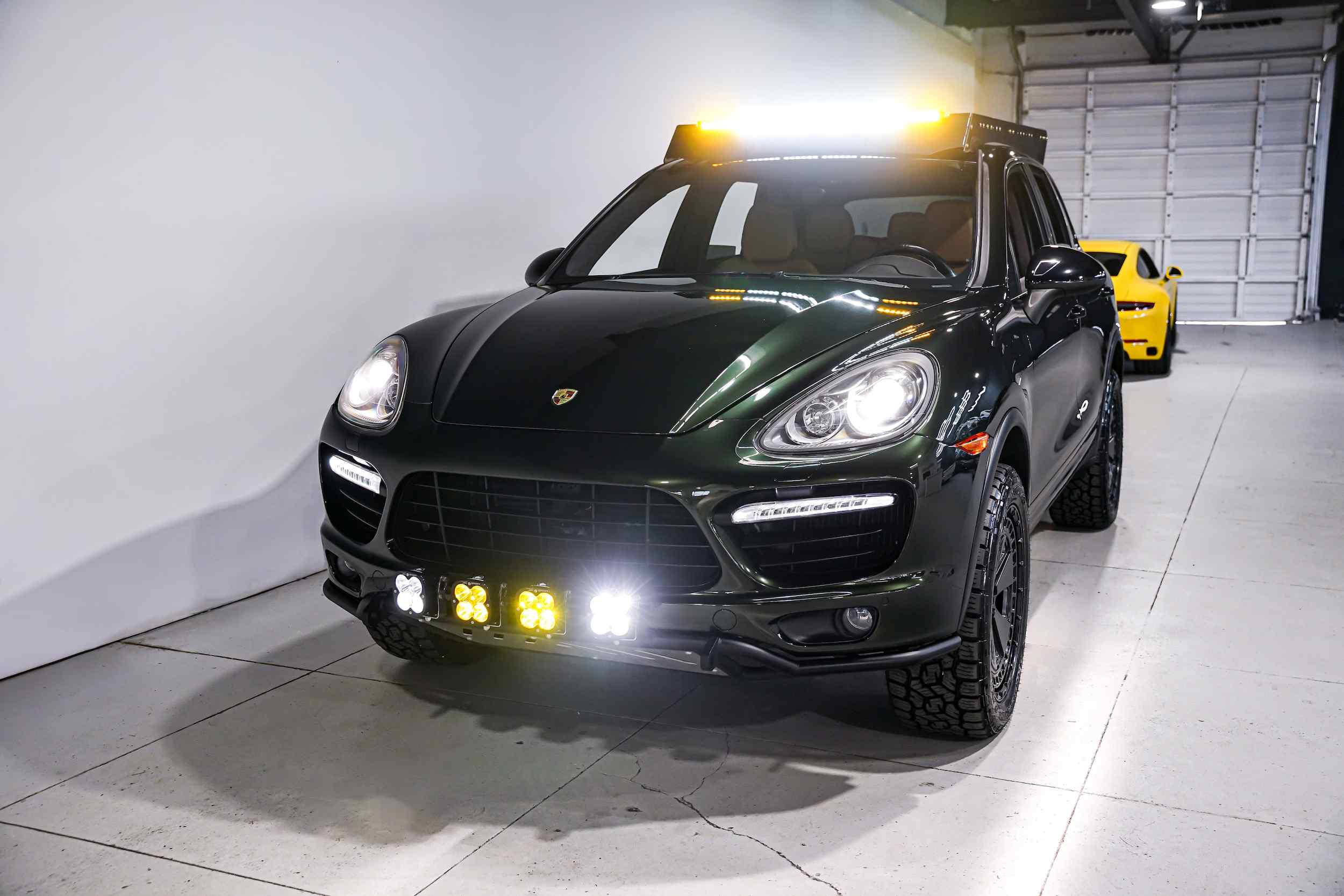2012-porsche-cayenne-turbo-for-sale-40