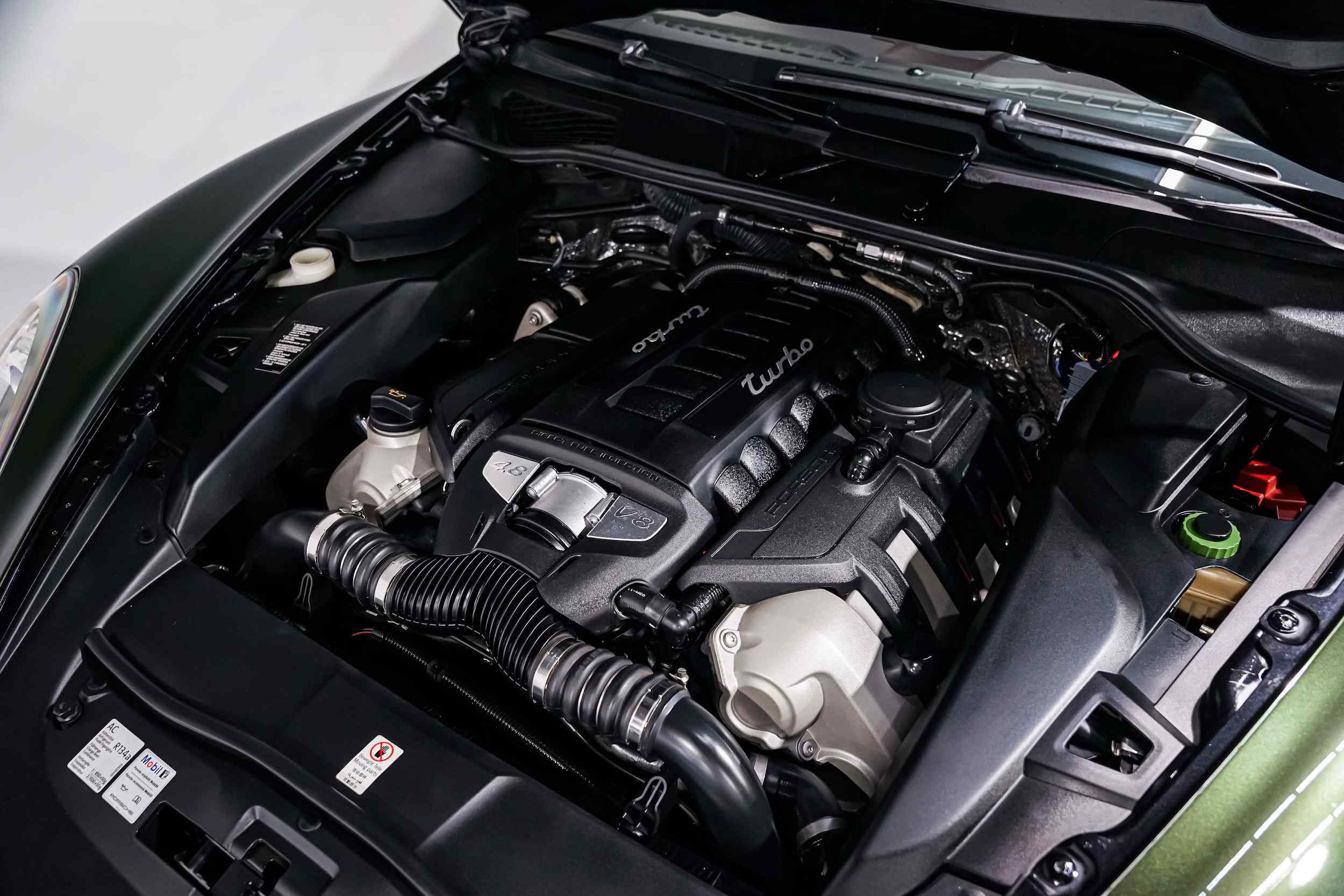 2012-porsche-cayenne-turbo-for-sale-42