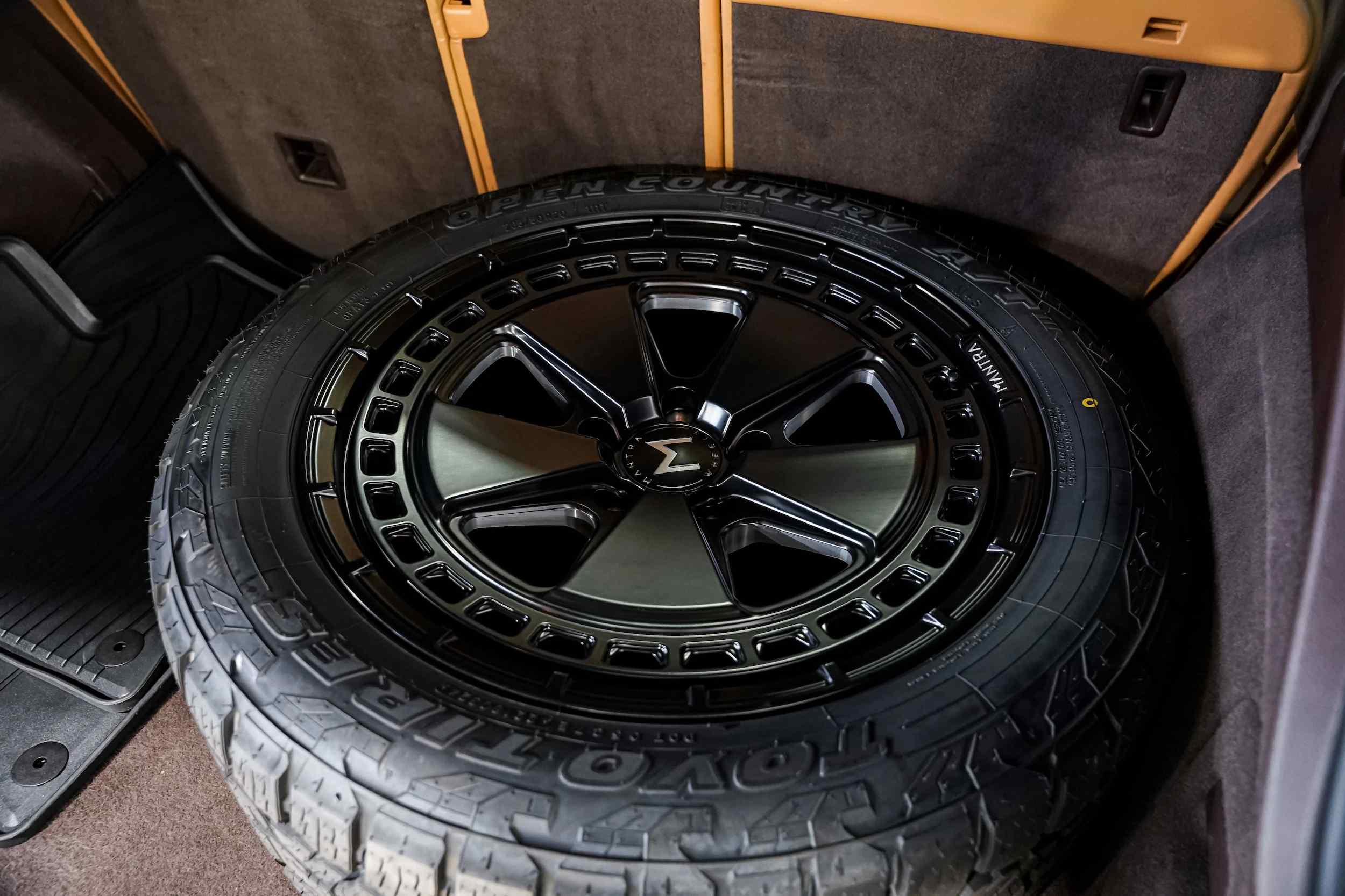 2012-porsche-cayenne-turbo-for-sale-45