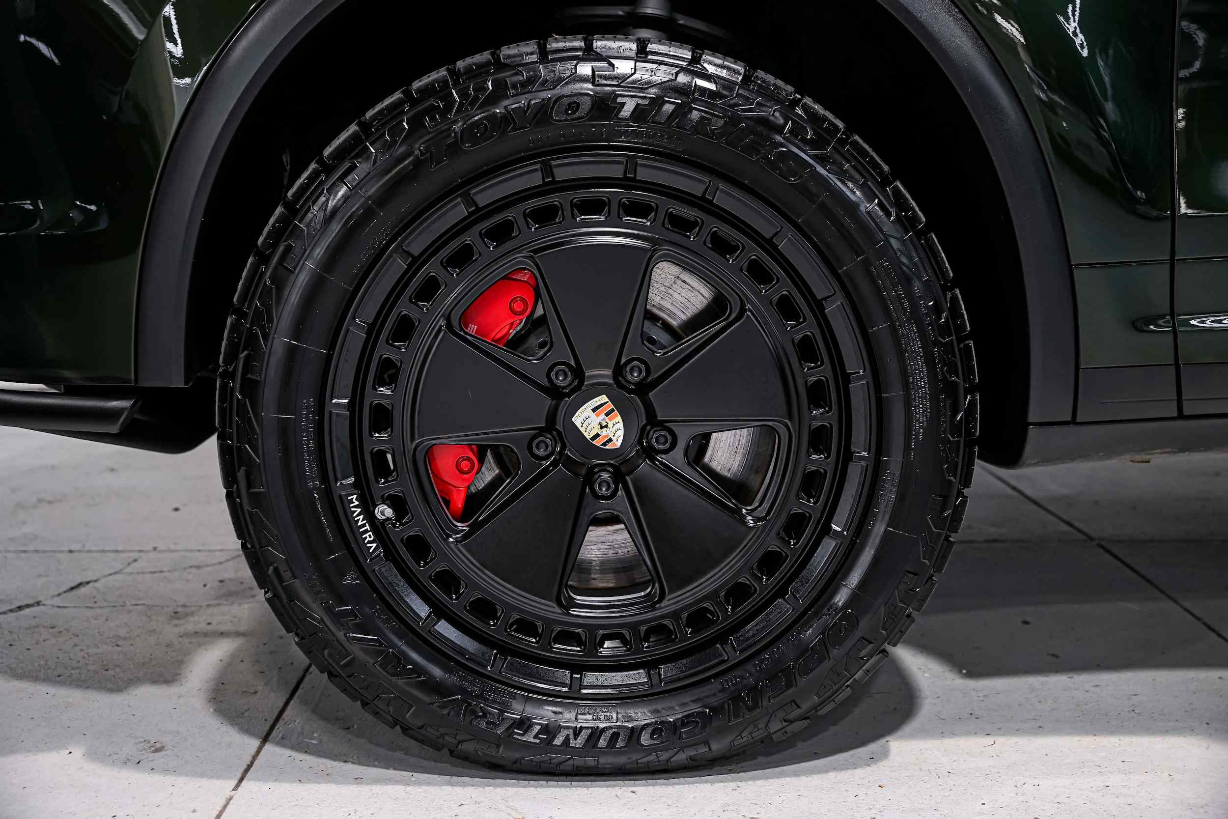 2012-porsche-cayenne-turbo-for-sale-46
