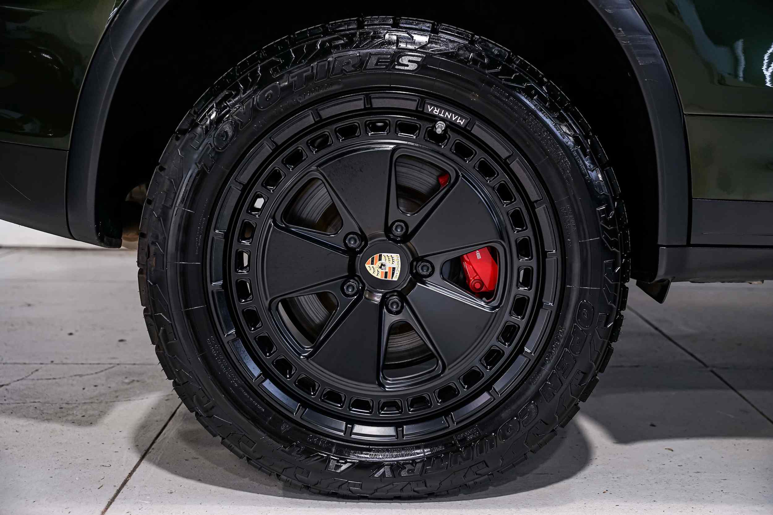 2012-porsche-cayenne-turbo-for-sale-47