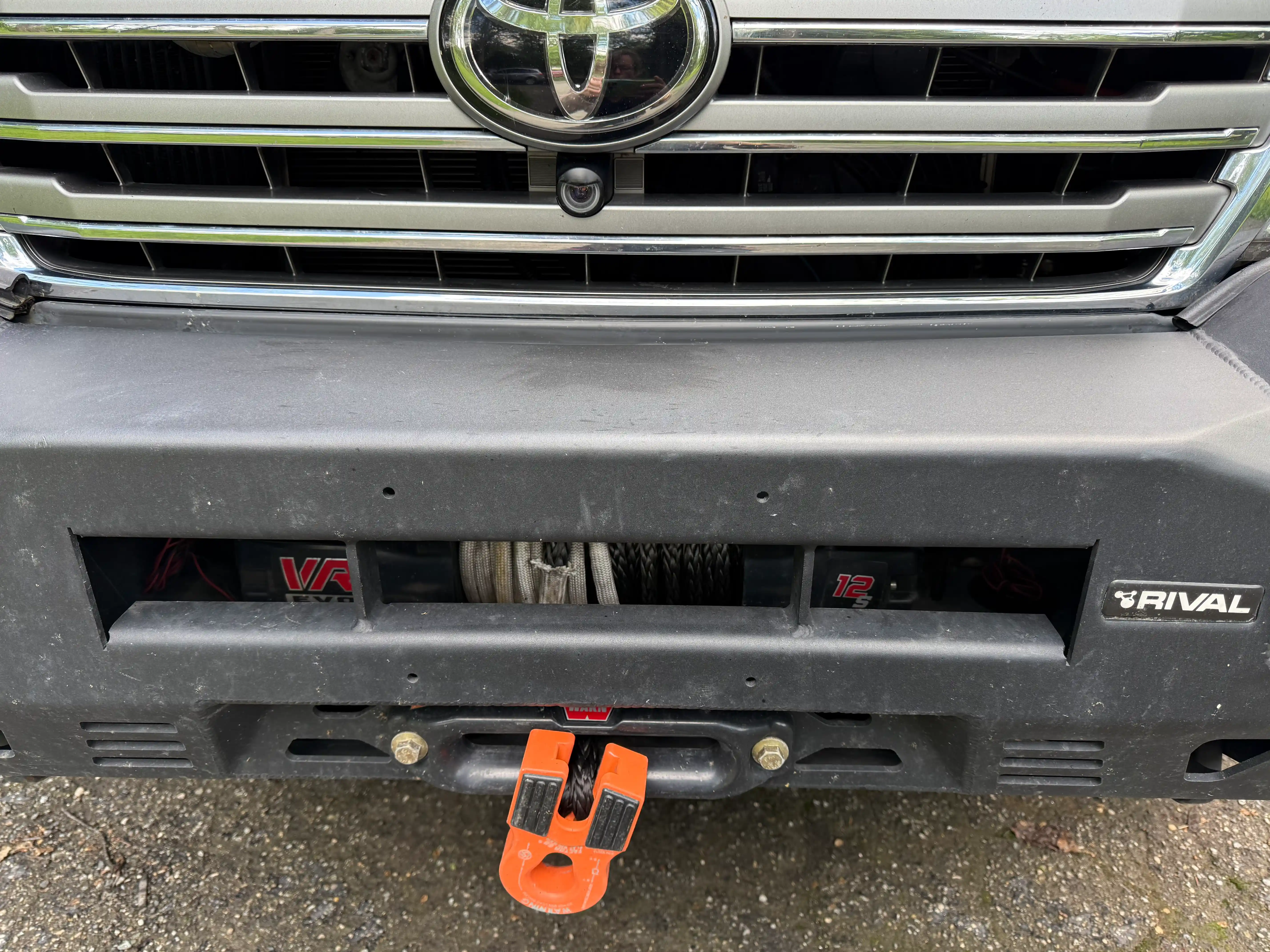 2013-toyota-land-cruiser-overlander-for-sale-34