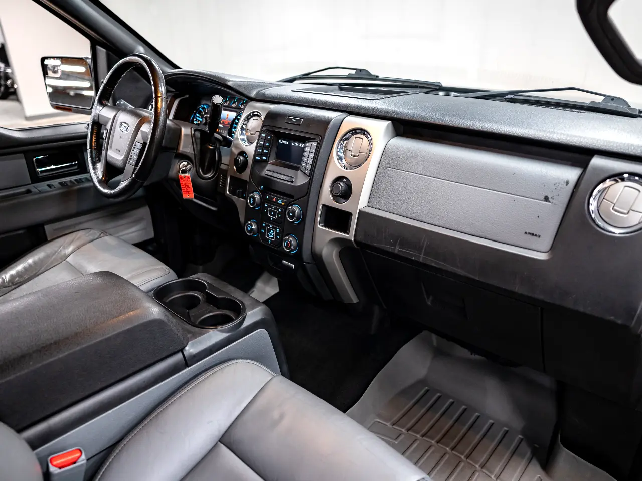 2014-ford-f150-platinum-for-sale-17