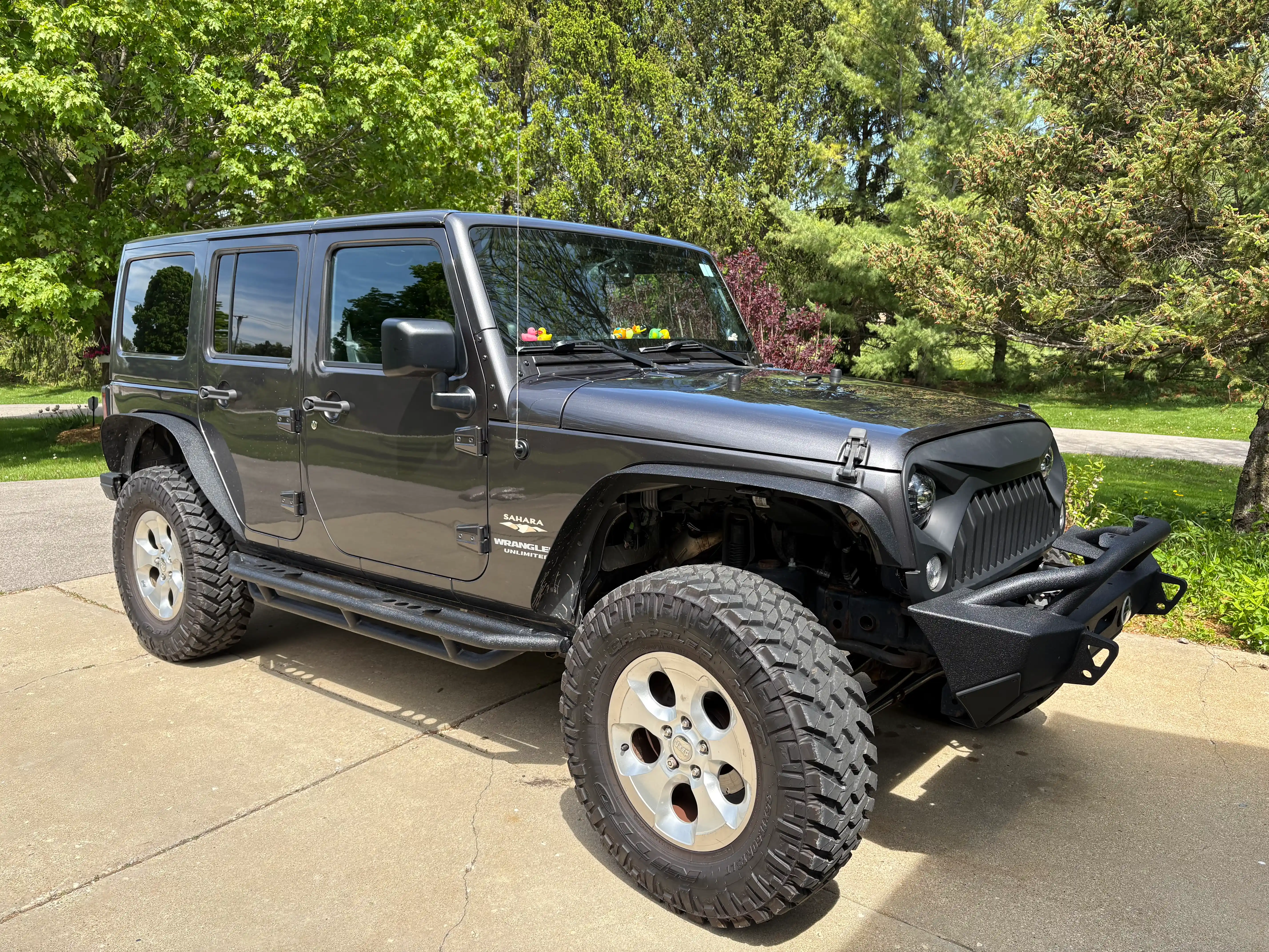 2014-jeep-wrangler-sahara-unlimited-for-sale-03