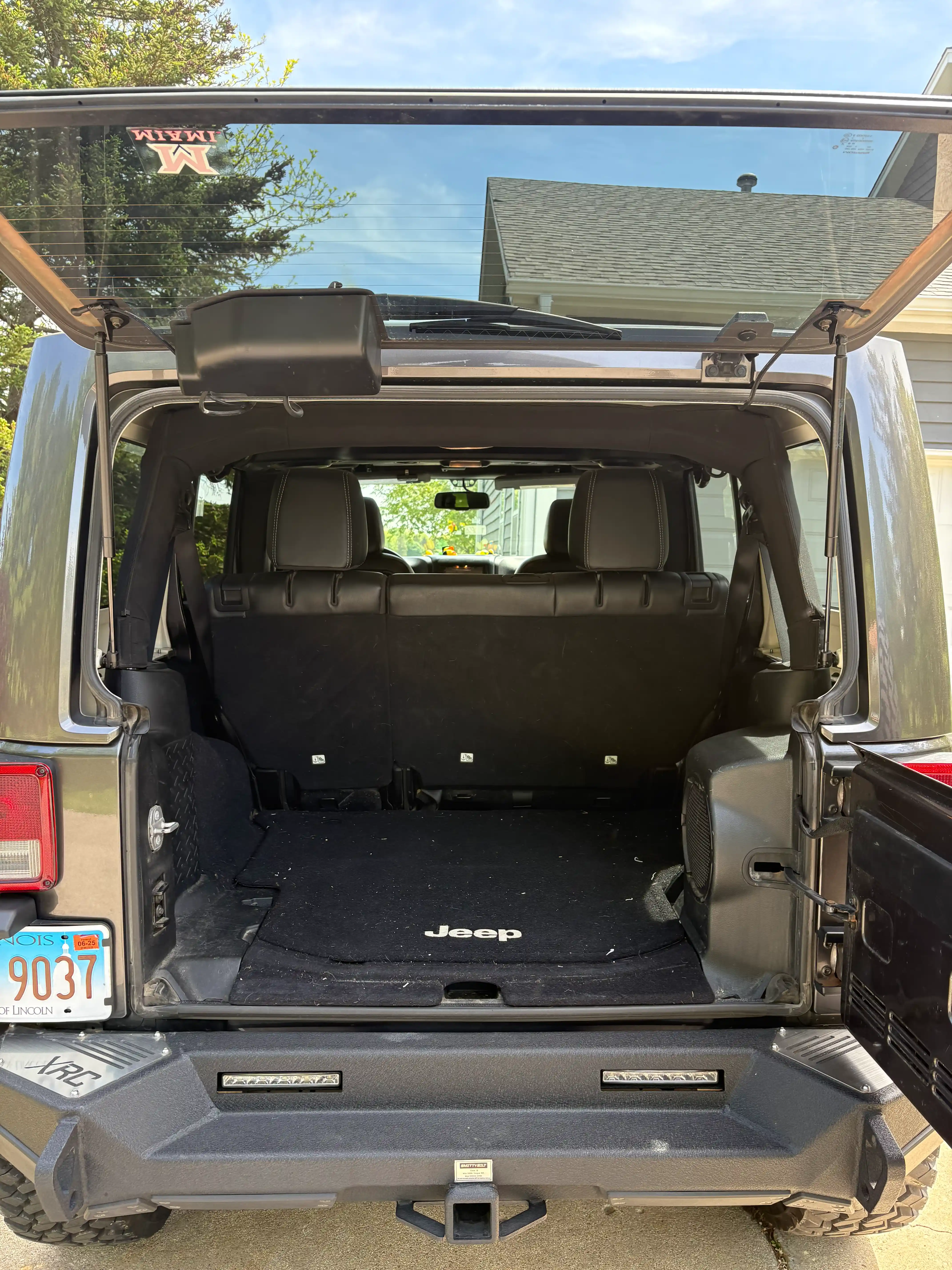 2014-jeep-wrangler-sahara-unlimited-for-sale-08