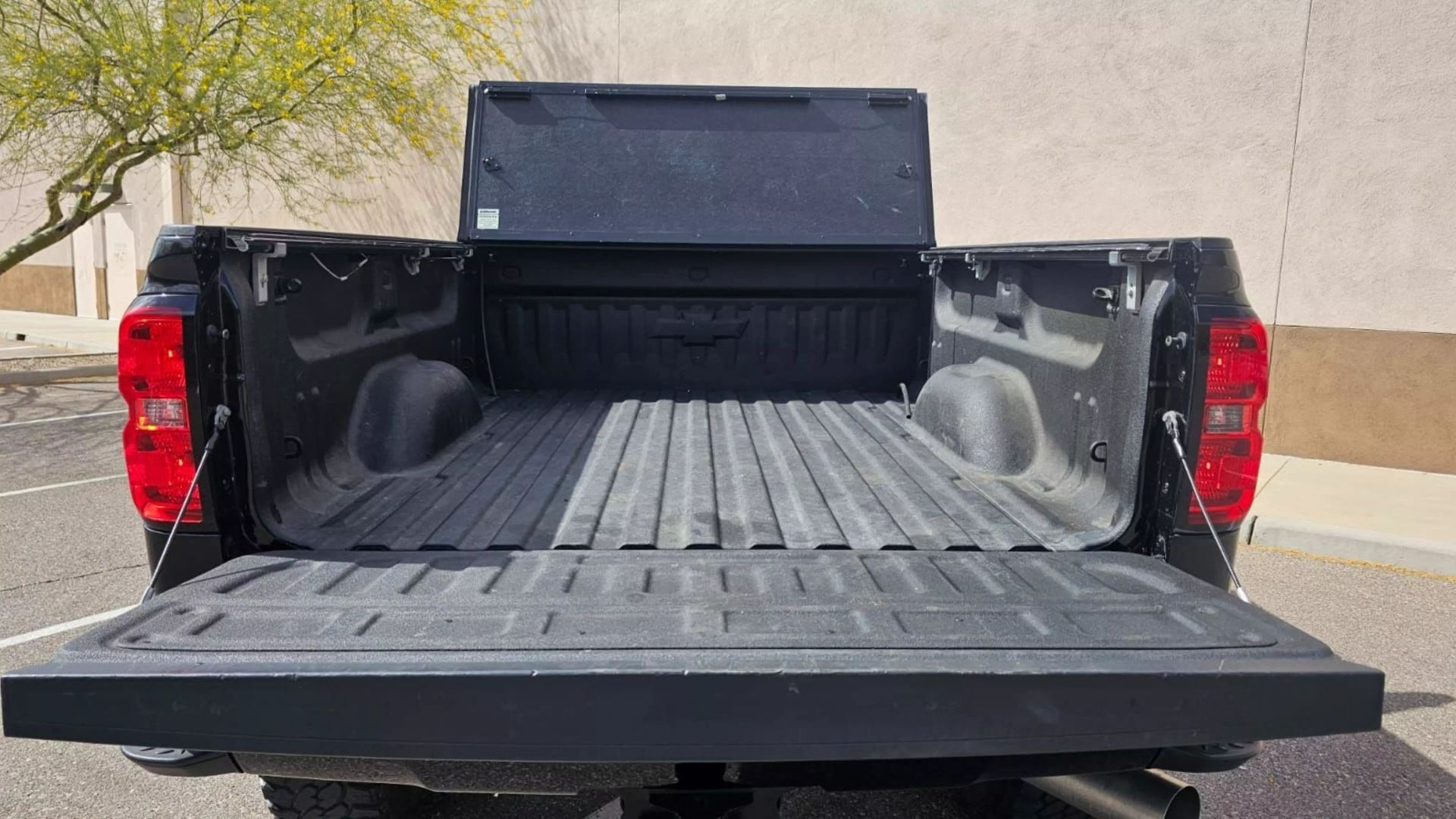2015-chevrolet-silverado-2500-hd-for-sale-tucson-az-8