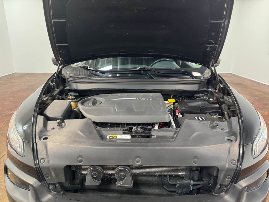 2015-jeep-cherokee-trailhawk-for-sale-09