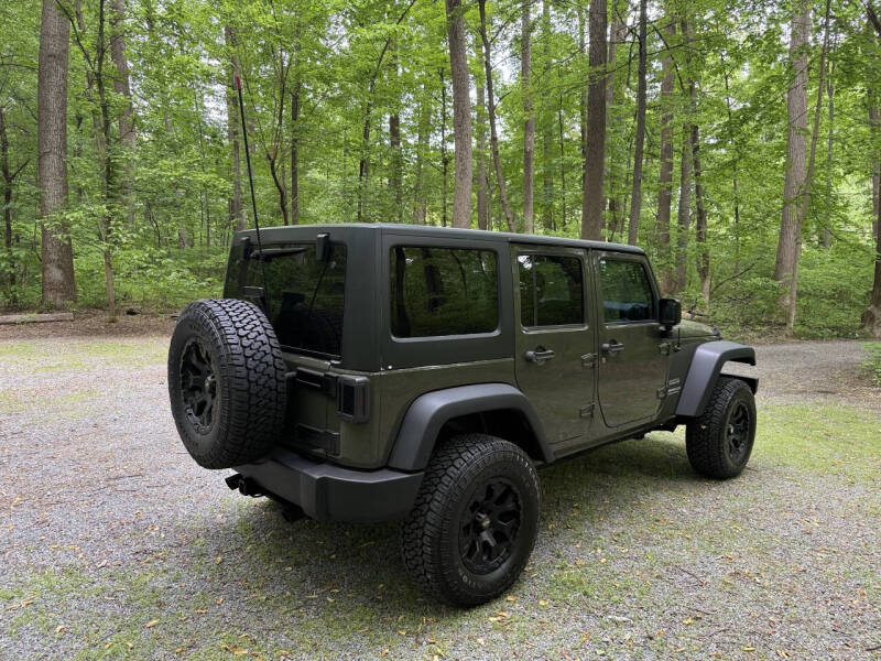 2015-jeep-wrangler-unlimited-sport-4x4-4dr-suv (12)